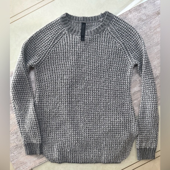 Aeropostale Women’s Sweater - Picture 6 of 16